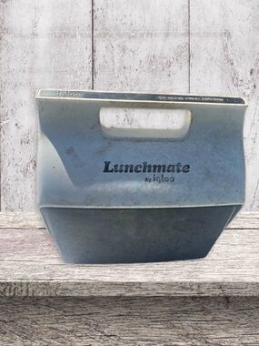 Vintage igloo cooler